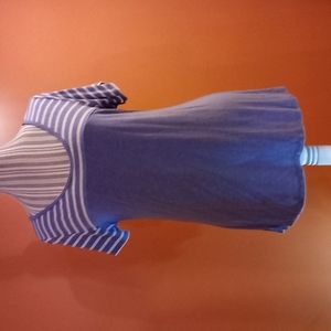 Lularoe Classic T Medium shirt